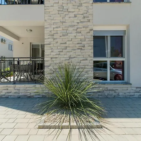 Apartamento Djian Vir